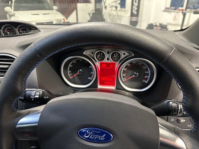 2009 FORD FOCUS - Photo 10