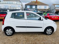 USED 2009 59 KIA PICANTO 1.0 1 5d 61 BHP Low Road Tax and Mileage 5 door petrol