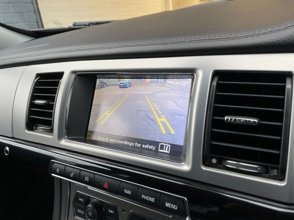 USED 2012 62 JAGUAR XF 2.2 D SPORT SPORTBRAKE 5d 200 BHP 