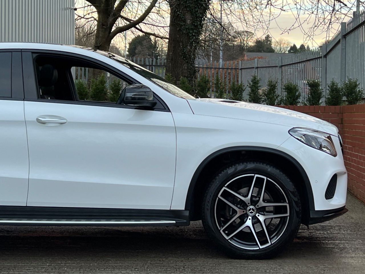 2018 68 MERCEDES-BENZ GLE-CLASS 3.0 GLE350d V6 AMG Night Edition (Premium Plus) G-Tronic+ 4MATIC (s/s) 5dr