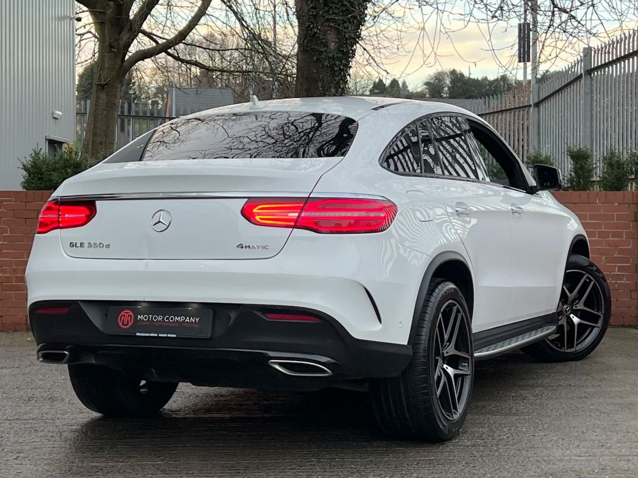 2018 68 MERCEDES-BENZ GLE-CLASS 3.0 GLE350d V6 AMG Night Edition (Premium Plus) G-Tronic+ 4MATIC (s/s) 5dr