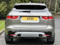 USED 2017 67 JAGUAR F-PACE 3.0 V6 S AWD 5d 296 BHP Glass Panoramic Roof 20" Alloy
