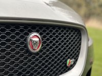 USED 2017 67 JAGUAR F-PACE 3.0 V6 S AWD 5d 296 BHP Glass Panoramic Roof 20" Alloy