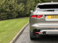USED 2017 67 JAGUAR F-PACE 3.0 V6 S AWD 5d 296 BHP Glass Panoramic Roof 20" Alloy