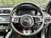 USED 2017 67 JAGUAR F-PACE 3.0 V6 S AWD 5d 296 BHP Glass Panoramic Roof 20" Alloy