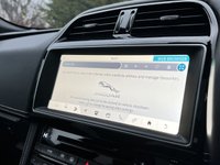 USED 2017 67 JAGUAR F-PACE 3.0 V6 S AWD 5d 296 BHP Glass Panoramic Roof 20" Alloy