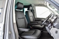 USED 2020 20 VOLKSWAGEN TRANSPORTER T6.1 T32 2.0 TDI 150PS DSG HIGHLINE KOMBI LWB Exterior + Interior Styling