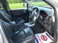 USED 2012 12 NISSAN NAVARA 2.5 DCI TEKNA 4X4 SHR DCB 188 BHP ** NO VAT * *  SAT NAV ** LOW MILES