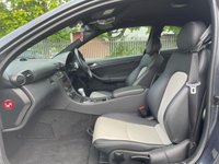 USED 2009 59 MERCEDES-BENZ CLC-CLASS 1.8L CLC200 KOMPRESSOR SPORT 3d AUTO 184 BHP 