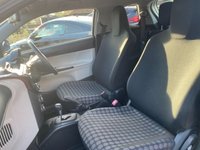 USED 2011 11 TOYOTA IQ 1.0 VVT-I IQ 3d 68 BHP ** VERY LOW MILES & ONE OWNER **