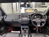 USED 2013 63 VOLKSWAGEN TIGUAN 2.0 R LINE TDI BLUEMOTION TECH 4MOTION DSG 5d 139 BHP R Line,Glass Pan Roof,4 Motion