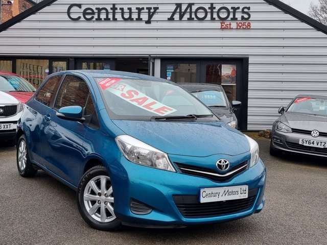 2013 63 Toyota Yaris 1.3 VVT-I TR 3dr - SAT NAV
