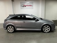 USED 2010 10 VAUXHALL ASTRA 2.0 VXR 3d 240 BHP * AIR CONDITIONING * ALLOYS *  ONLY 34K MILES *  HALF LEATHER *