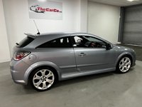 USED 2010 10 VAUXHALL ASTRA 2.0 VXR 3d 240 BHP * AIR CONDITIONING * ALLOYS *  ONLY 34K MILES *  HALF LEATHER *