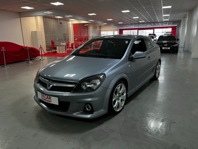 2010 10 Vauxhall Astra 2.0 VXR 3d 240 BHP