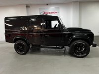 USED 2014 14 LAND ROVER DEFENDER 2.2 TD XS UTILITY WAGON 122 BHP * HEATED FRONT LEATHER SEATS * TINTED GLASS * BLUETOOTH * AIR CONDITIONING *