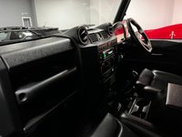 USED 2014 14 LAND ROVER DEFENDER 2.2 TD XS UTILITY WAGON 122 BHP * HEATED FRONT LEATHER SEATS * TINTED GLASS * BLUETOOTH * AIR CONDITIONING *