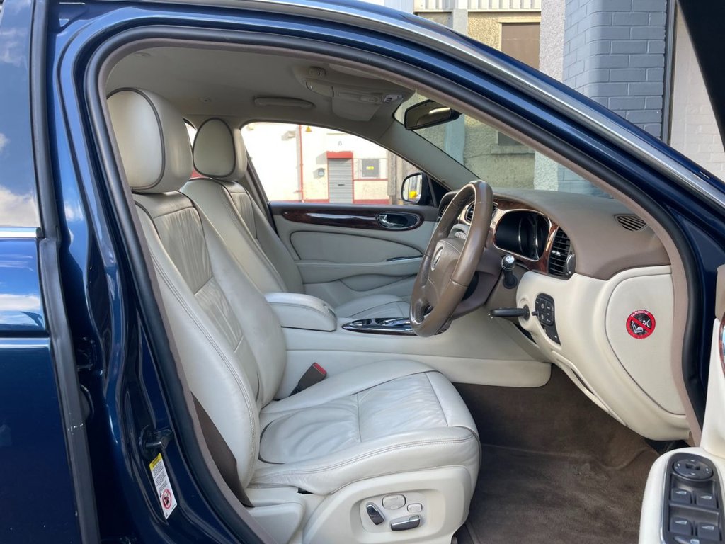 USED 2008 58 JAGUAR XJ 2.7 V6 EXECUTIVE 4d 204 BHP 
