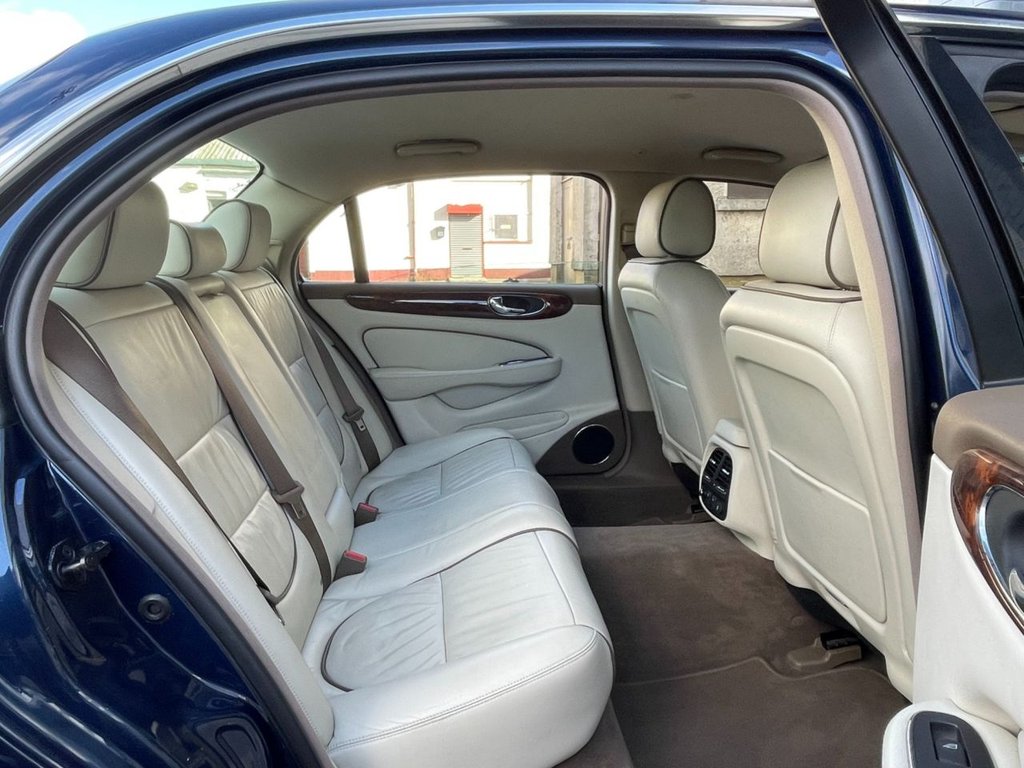 USED 2008 58 JAGUAR XJ 2.7 V6 EXECUTIVE 4d 204 BHP 