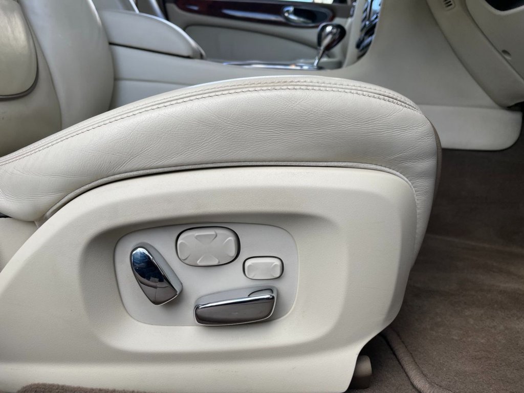 USED 2008 58 JAGUAR XJ 2.7 V6 EXECUTIVE 4d 204 BHP 
