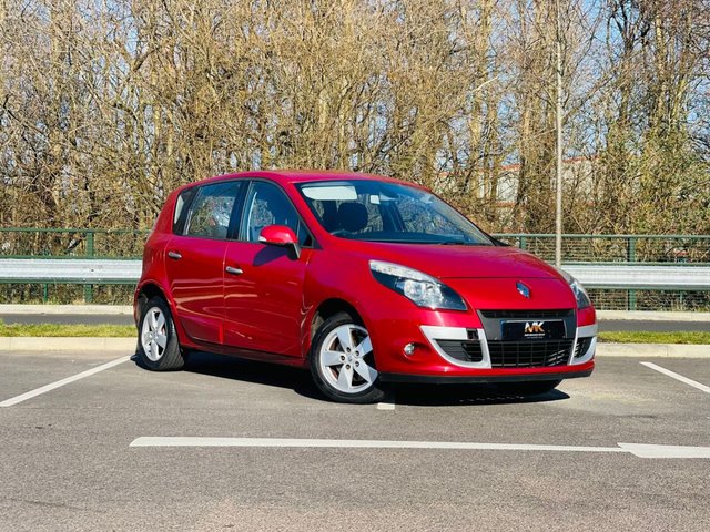 2010 10 Renault Scenic 1.6 DYNAMIQUE VVT 5d 109 BHP