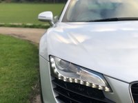 USED 2008 V AUDI R8 4.2 QUATTRO 2d 420 BHP FULL CARBON FIBRE TRIM