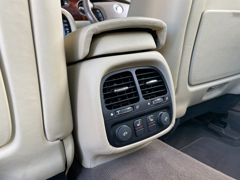 USED 2007 07 JAGUAR XJ 4.2 SOVEREIGN V8 4d 300 BHP 