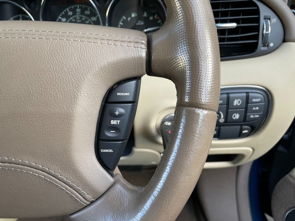 USED 2007 07 JAGUAR XJ 4.2 SOVEREIGN V8 4d 300 BHP 