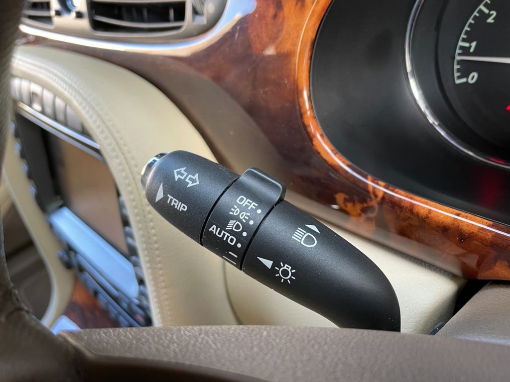 USED 2007 07 JAGUAR XJ 4.2 SOVEREIGN V8 4d 300 BHP 