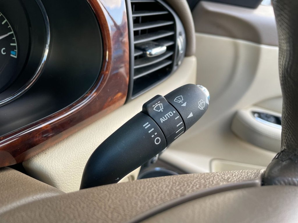 USED 2007 07 JAGUAR XJ 4.2 SOVEREIGN V8 4d 300 BHP 