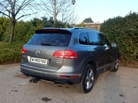 USED 2015 K VOLKSWAGEN TOUAREG 3.0 V6 R-LINE TDI BLUEMOTION TECHNOLOGY 5d 259 BHP 2 Previous-Tow Bar-PAN ROOF