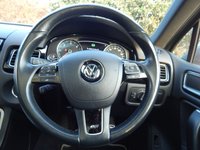 USED 2015 K VOLKSWAGEN TOUAREG 3.0 V6 R-LINE TDI BLUEMOTION TECHNOLOGY 5d 259 BHP 2 Previous-Tow Bar-PAN ROOF