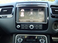USED 2015 K VOLKSWAGEN TOUAREG 3.0 V6 R-LINE TDI BLUEMOTION TECHNOLOGY 5d 259 BHP 2 Previous-Tow Bar-PAN ROOF