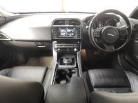USED 2016 16 JAGUAR XE DIESEL SALOON 2.0d [180] Prestige 4dr Auto AWD 