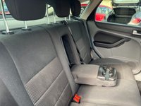 USED 2009 09 FORD FOCUS 1.8 TITANIUM 5d 125 BHP Full Service History + Titanium Spec