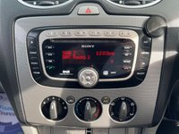 USED 2009 09 FORD FOCUS 1.8 TITANIUM 5d 125 BHP Full Service History + Titanium Spec