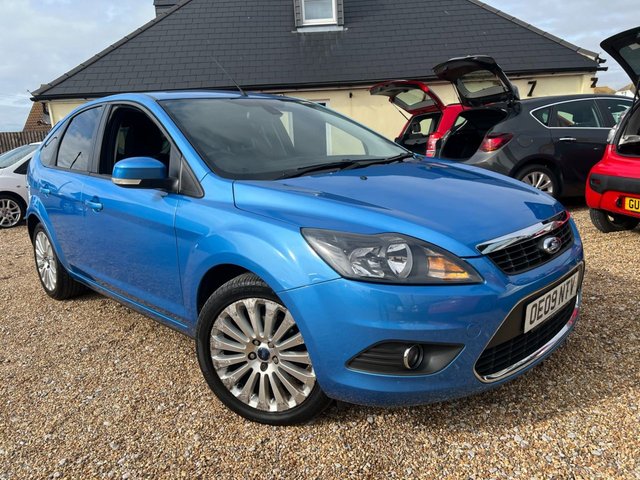 2009 09 Ford Focus 1.8 TITANIUM 5d 125 BHP