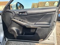 USED 2014 14 LEXUS IS 2.5 300H EXECUTIVE EDITION 4d 179 BHP LEXUS IS 2.5 300H EXECUTIVE EDITION 4d 179 BHP