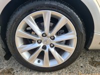 USED 2014 14 LEXUS IS 2.5 300H EXECUTIVE EDITION 4d 179 BHP LEXUS IS 2.5 300H EXECUTIVE EDITION 4d 179 BHP