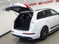 USED 2018 68 AUDI SQ7 4.0 V8 TDI (435 PS) VORSPRUNG TIPTRONIC QUATTRO 5DR + NAV + PANORAMIC ROOF + BOSE + HEAD UP + SOFT CLOSE DOORS + PRIVACY + 360 CAMERA + MATRIX L.E.D.S + MULTIMEDIA + E/BOOT + STEPS + BLACK PACK + 22 S 7SEATS+PANROOF+SOFT CL+LEATHER+HUD+BOSE+360 CAM+NAV