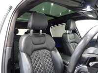 USED 2018 68 AUDI SQ7 4.0 V8 TDI (435 PS) VORSPRUNG TIPTRONIC QUATTRO 5DR + NAV + PANORAMIC ROOF + BOSE + HEAD UP + SOFT CLOSE DOORS + PRIVACY + 360 CAMERA + MATRIX L.E.D.S + MULTIMEDIA + E/BOOT + STEPS + BLACK PACK + 22 S 7SEATS+PANROOF+SOFT CL+LEATHER+HUD+BOSE+360 CAM+NAV