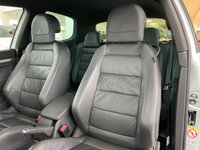 USED 2009 09 VOLKSWAGEN GOLF 3.2 R32 3d 250 BHP PROBABLY BEST AVAILABLE IN UK!!