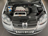 USED 2009 09 VOLKSWAGEN GOLF 3.2 R32 3d 250 BHP PROBABLY BEST AVAILABLE IN UK!!
