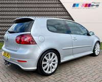USED 2009 09 VOLKSWAGEN GOLF 3.2 R32 3d 250 BHP PROBABLY BEST AVAILABLE IN UK!!