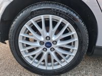 USED 2013 13 FORD FOCUS 1.0 ZETEC 5d 124 BHP FORD FOCUS 1.0 ZETEC 5d 124 BHP