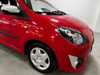 USED 2010 60 RENAULT TWINGO 1.1 I-MUSIC 3d 75 BHP * AIR CON * BLUETOOTH *  ELECTRIC WINDOWS *