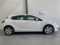 USED 2012 62 VAUXHALL ASTRA 1.4 SRI 5d 98 BHP Low Mileage,Cruise,P.Sensors