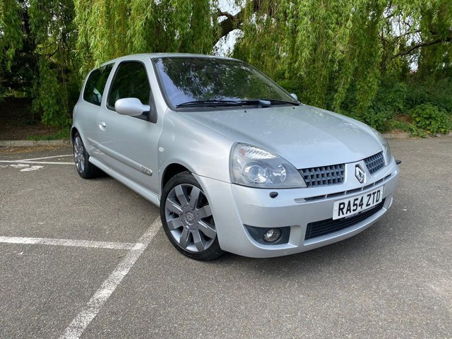 2004 54 Renault Clio 2.0 RENAULTSPORT 182 16V 3d 182 BHP