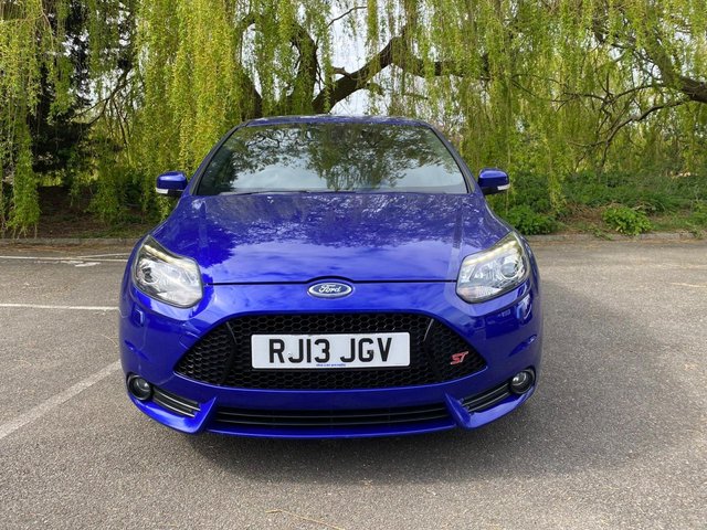 View our FORD FOCUS