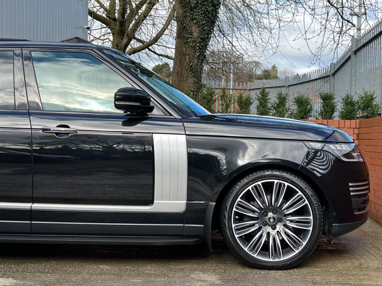 2020 70 LAND ROVER RANGE ROVER 3.0 SD V6 Autobiography Auto 4WD (s/s) 5dr